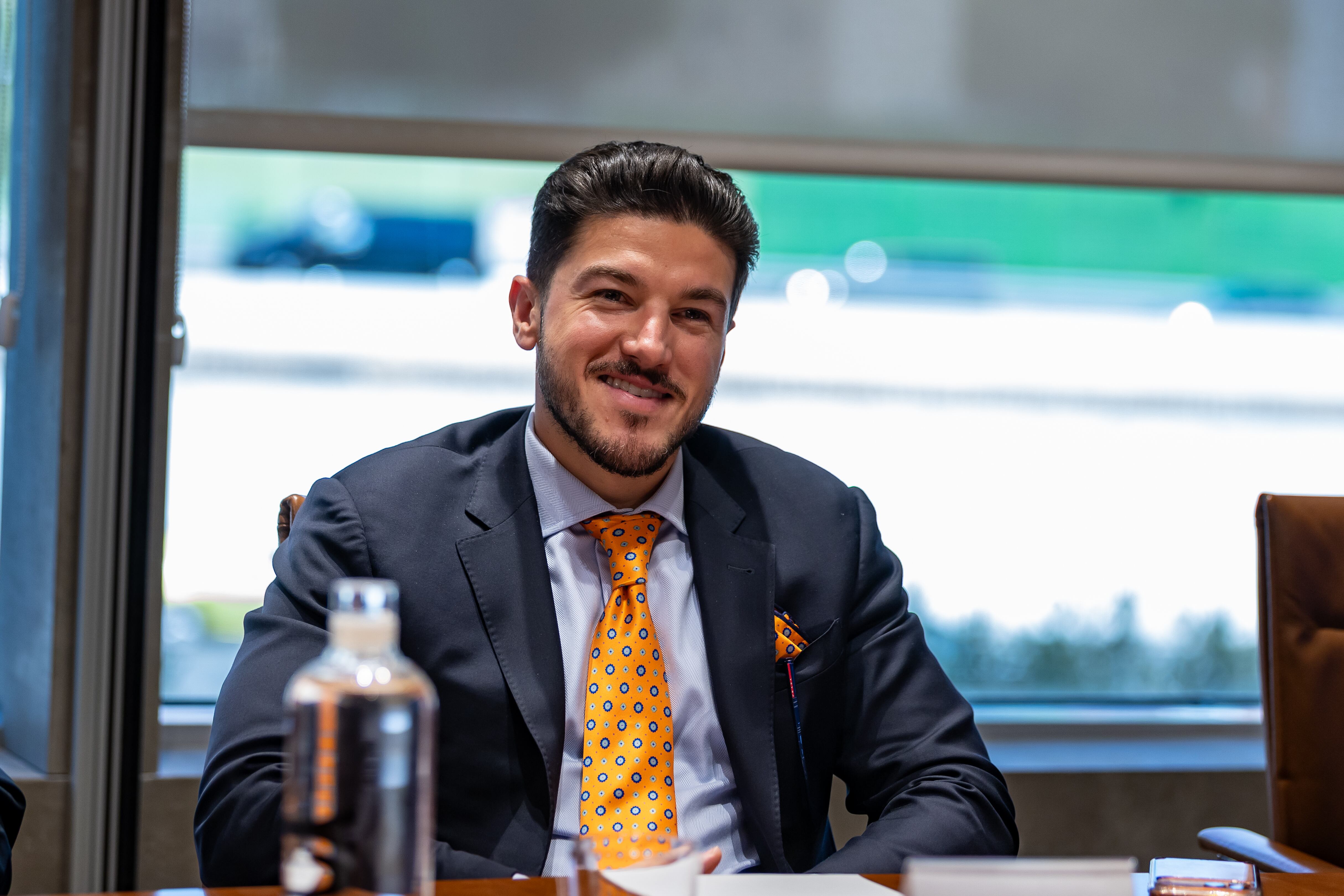 Samuel García fortalece inversión energética en Nuevo León desde Madrid.
