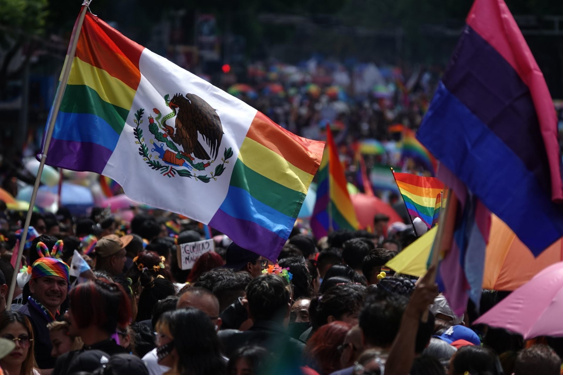 LGBT