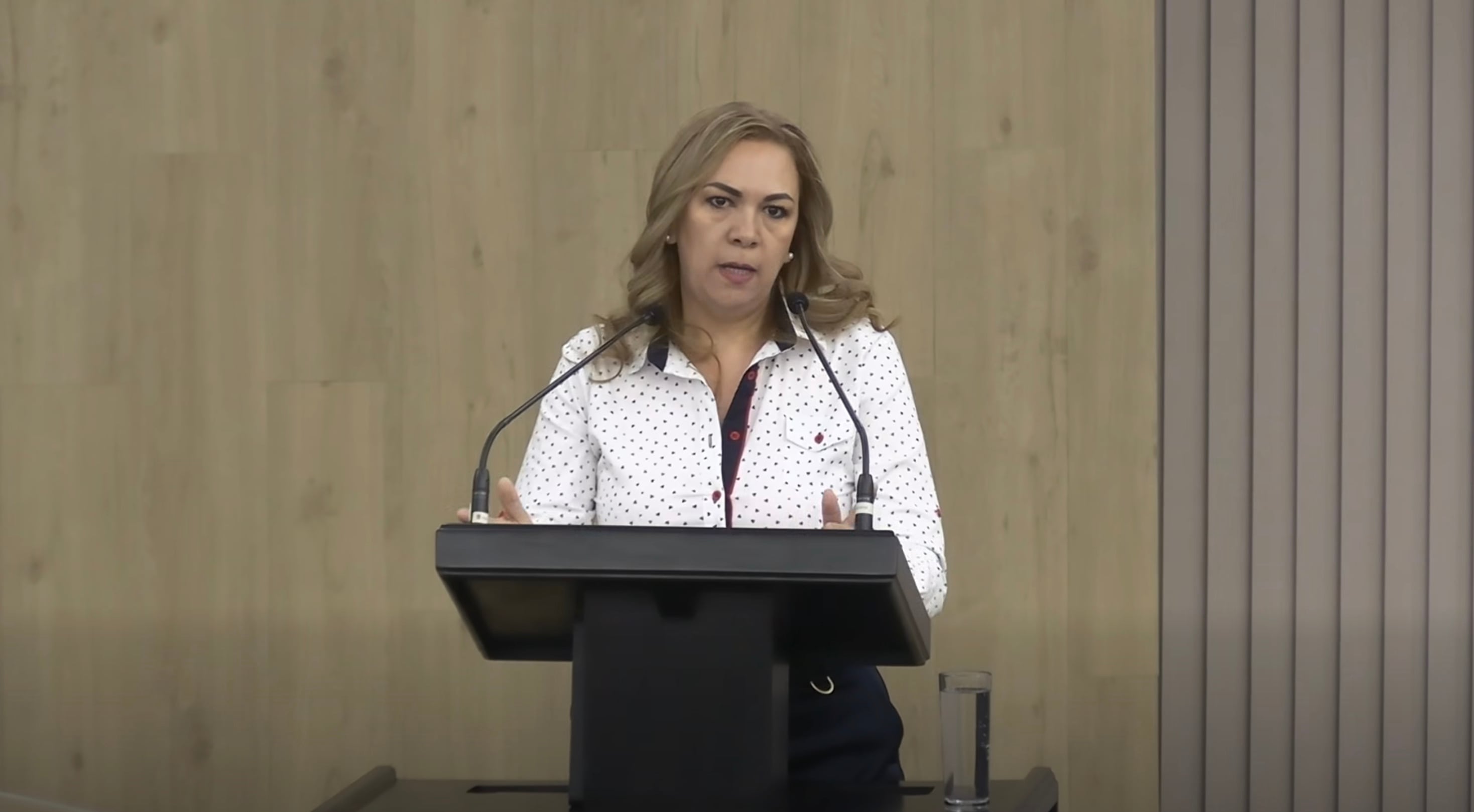 b2jfvx5tsbbvhjo2szazglbi3u María Isabel Rodríguez desata críticas por sus declaraciones sobre la comunidad LGBT