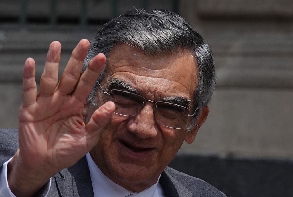 Américo Villarreal Anaya tiene visa vigente
