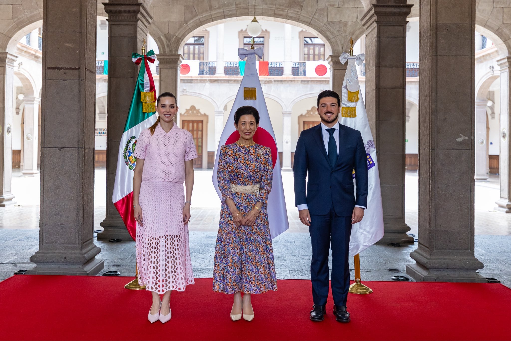 Samuel García recibe a la princesa Takamado de Japón para inaugurar Jardín Japonés