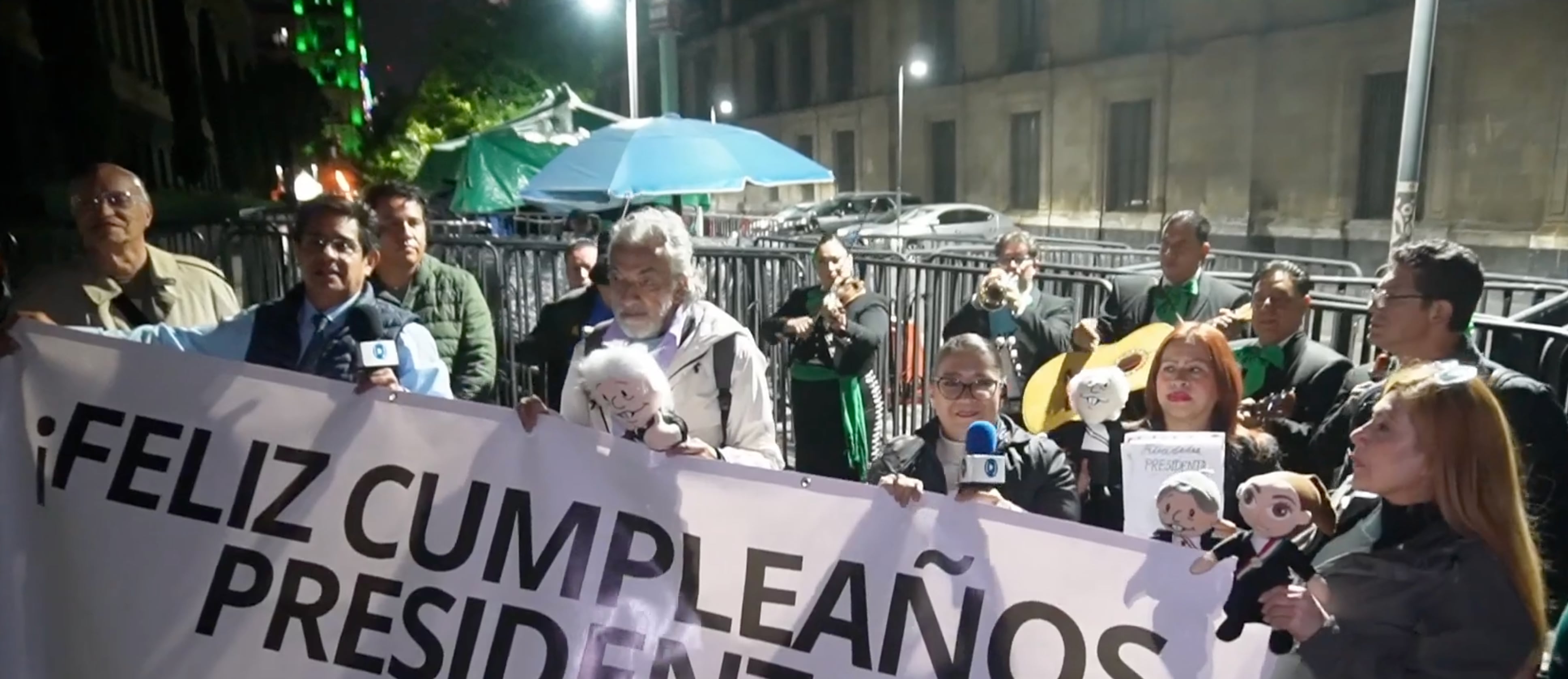 Marichis llegan a Palacio Nacional para celebrar el cumpleaños 64 de Claudia Sheinbaum