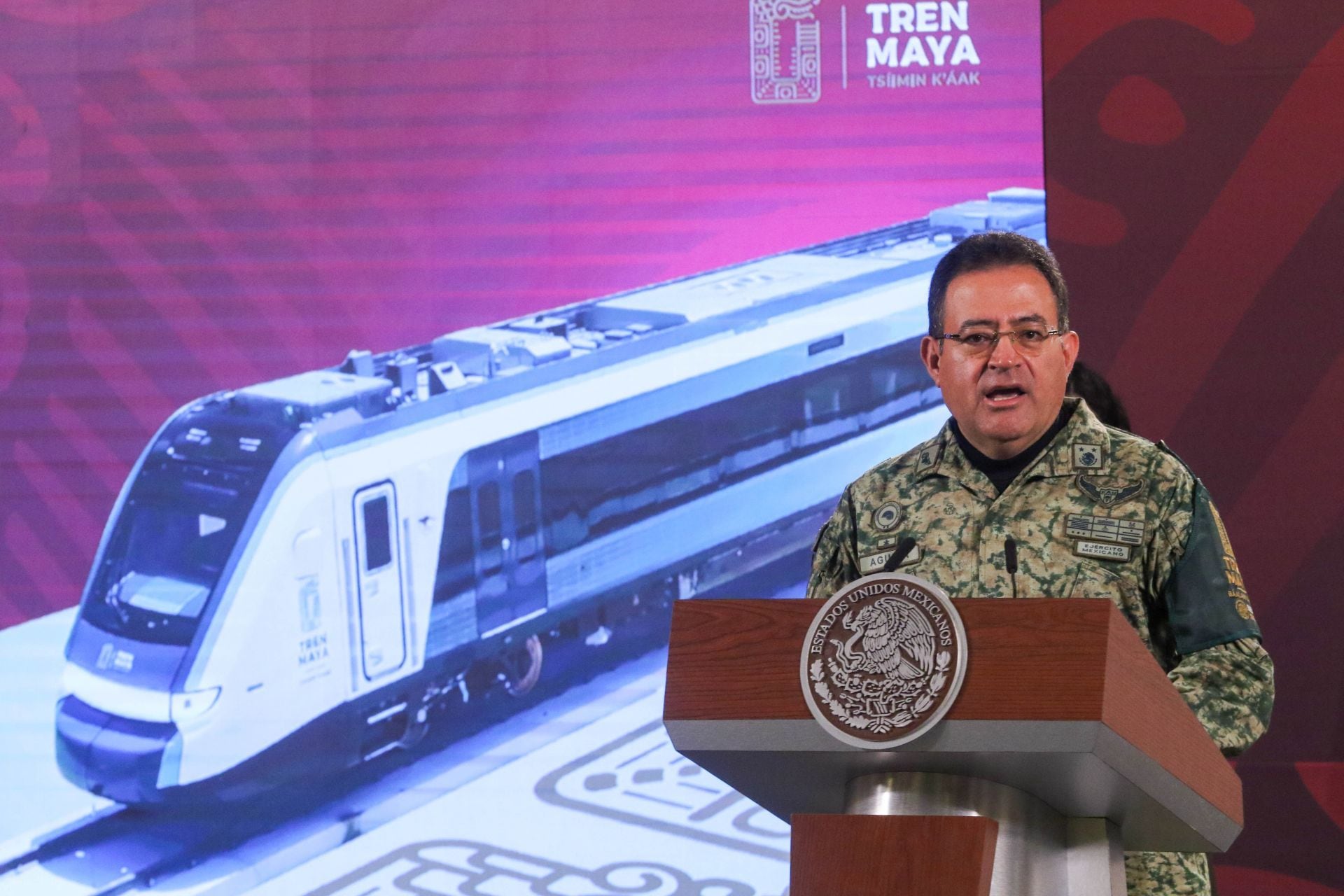 General Óscar David Lozano Águila