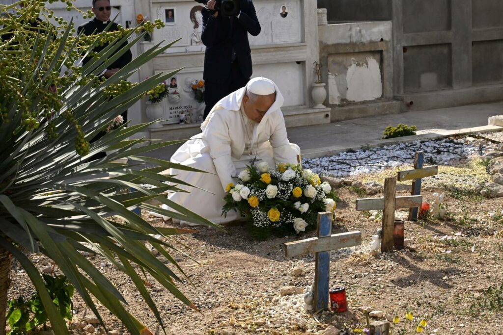 Papa León XIV en Lampedusa: los migrantes muertos también son víctimas de "decisiones omitidas" - 35d55d0620a517bb8a69f073a13f69bd339dc2c6w-1024x683