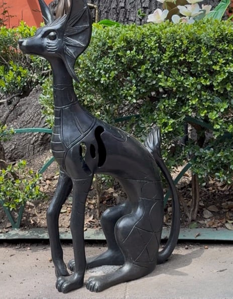 Robo en San Cosme: desaparece escultura de Leonora Carrington