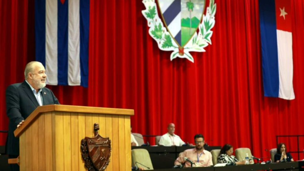 cuba-asegura-que-las-reformas-economicas-no-desviaran-al-pais-del-socialismo-1024x576-1 Cuba asegura que las reformas económicas no desviarán al país del socialismo - cuba-asegura-que-las-reformas-economicas-no-desviaran-al-pais-del-socialismo-1024x576