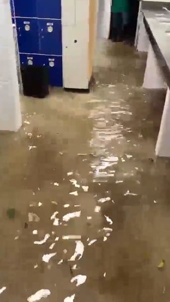 fqxfb3keezgorflzmftgxmbgyq Fuertes lluvias inundan la Cámara de Diputados en CDMX