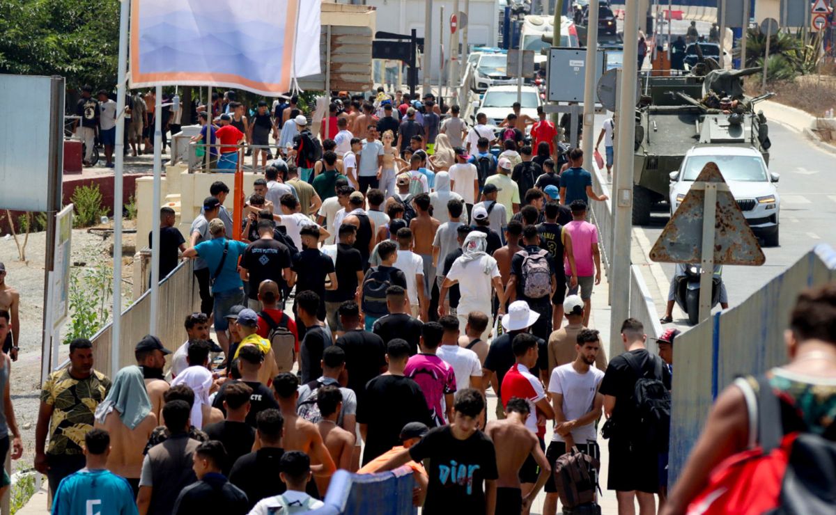 Regresan a Marruecos prácticamente todos los migrantes que llegaron a Ceuta - migrantes-procedentes-de-marruecos-en-ceuta