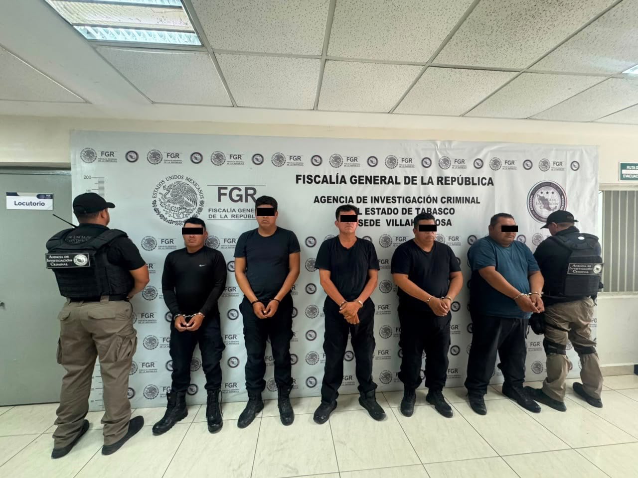 Detienen a seis policías activos de Tabasco