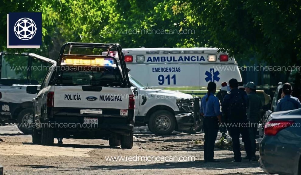 Balacera entre policías y civiles en Michoacán