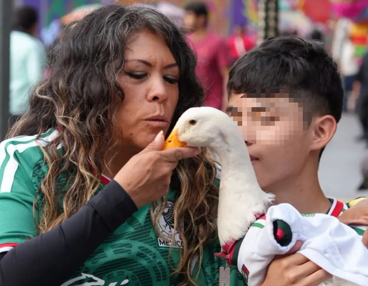 2tlnsqkqvnb3fami4lhudfoxa4 Pato Merlín y su familia