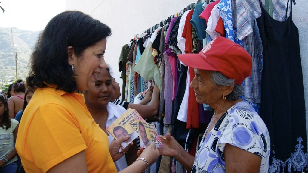 evjwmu2mojdtbaqccqt24svj7i Laura del Rocío Herrera, esposa de Ángel Aguirre Rivero