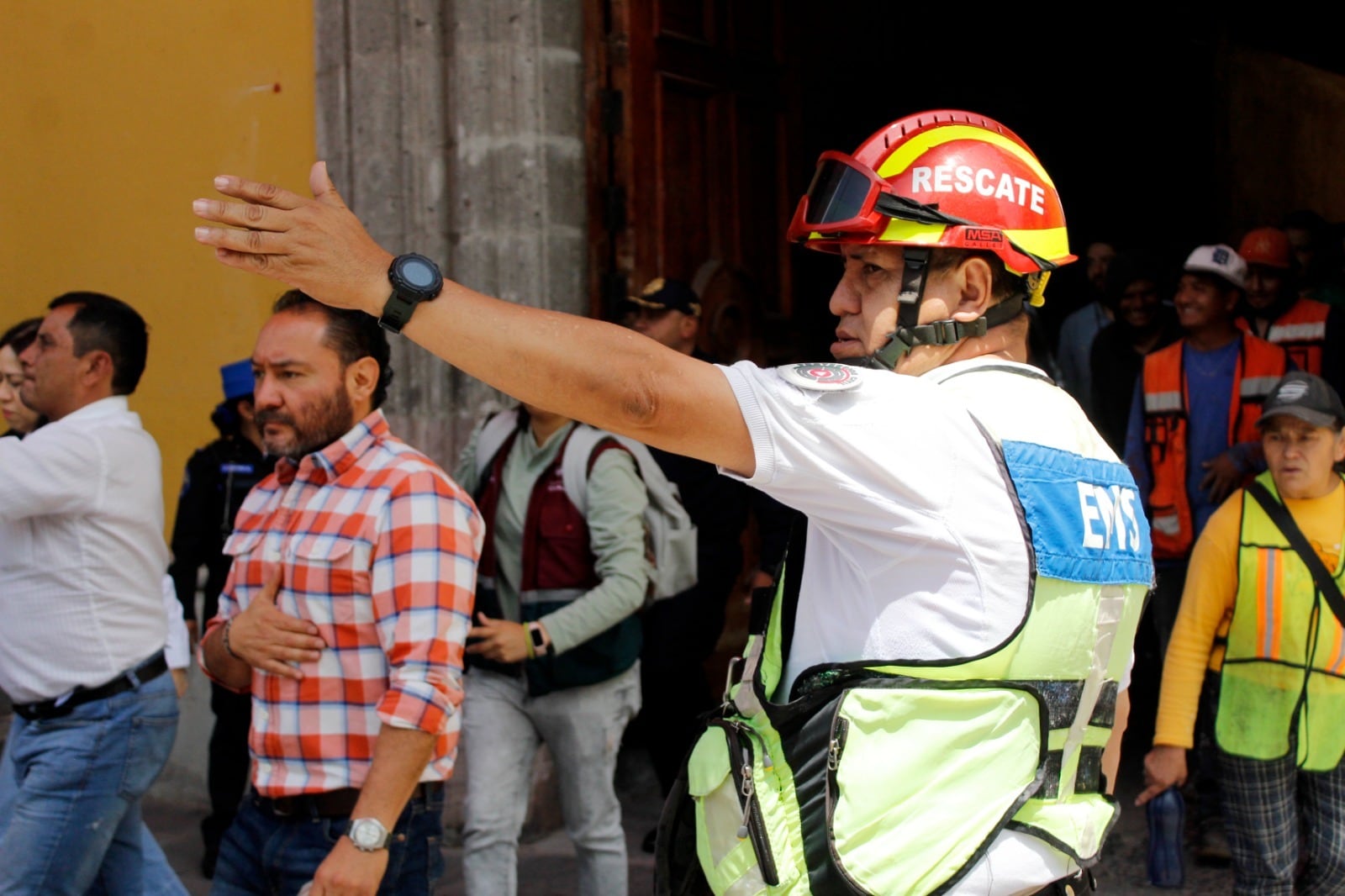 f6a3ooelzfdynovnhdjddkggz4 Giovani Gutiérrez, alcalde de Coyoacán, refuerza su compromiso con la cultura de la prevención durante el Simulacro Nacional 2025