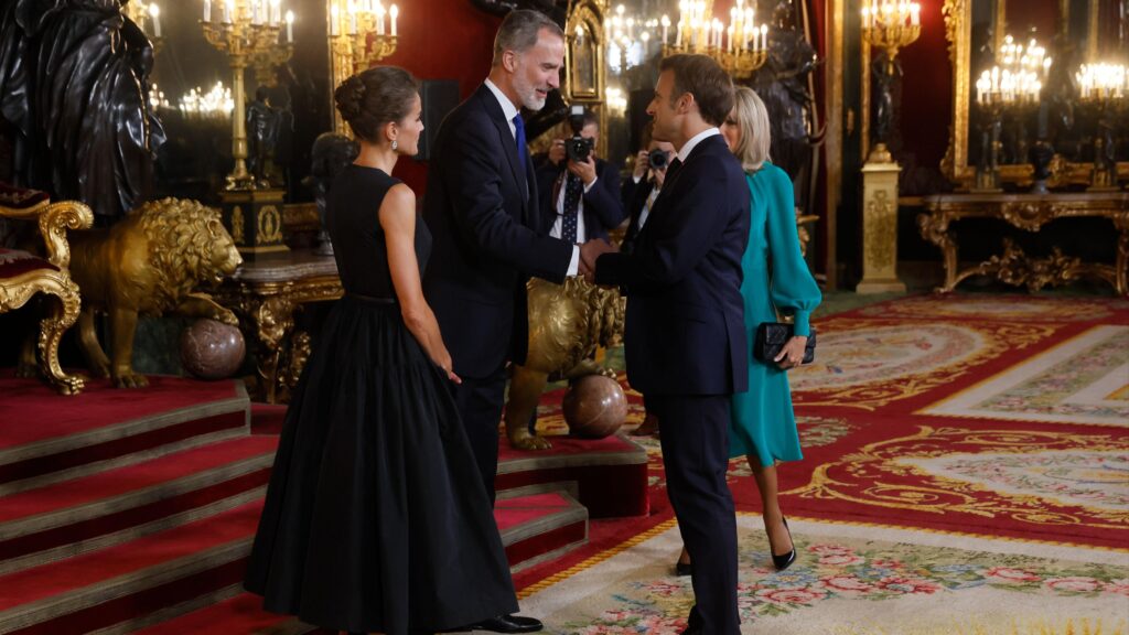 Macron inicia su primera visita de Estado a España y mantendrá encuentros con Felipe VI y Sánchez