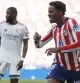 MADRID, 20/09/2026.- El delantero del Atlético de Madrid Jonathan David (d) celebra tras anotar el segundo gol del equipo durante el partido de LaLiga EA Sports entre Atlético de Madrid y Real Madrid celebrado este domingo en el del estadio Riyadh Air Metropolitano de la capital española. EFE/ Ballesteros