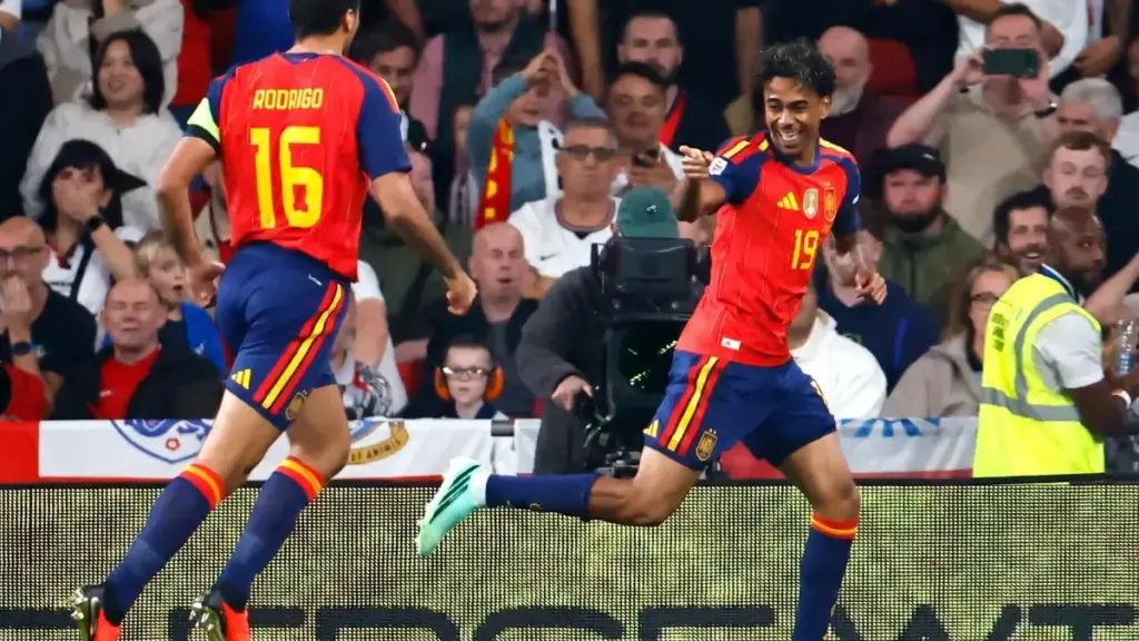 España también conquista Wembley con una remontada de campeona