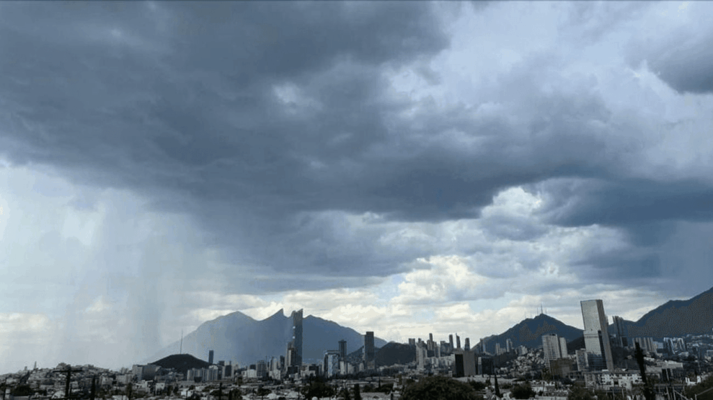 Inicia otoño en Nuevo León con pequeño cambio de temperatura