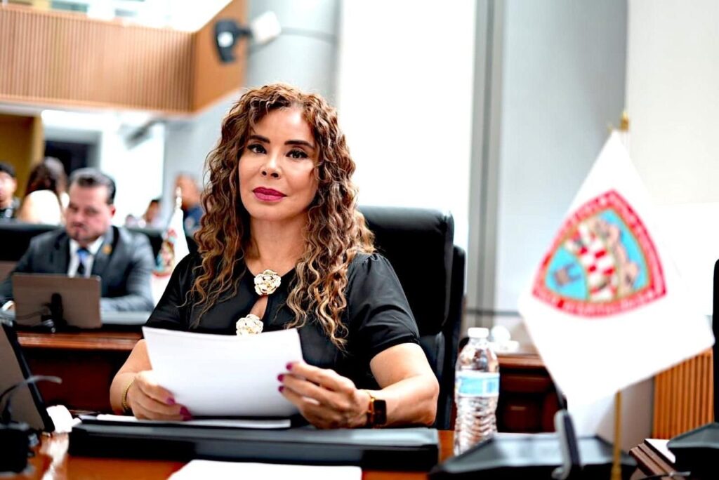Pide María Antonieta Pérez justicia para la “Niña Azul”, posible víctima de abuso sexual de su padre biológico