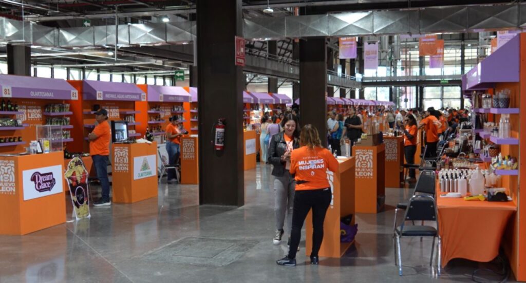 Mercado Hecho en Nuevo León para 180 emprendedoras