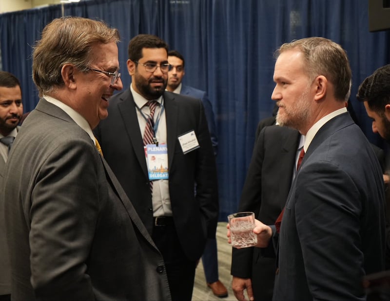 h2g6kelh7bb2jkrfrwnaetw4ta-1 Ebrard sostuvo conversaciones con Jamieson Greer