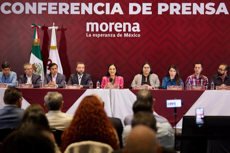 Morena presentó la metodología de sus encuestas que definieron a los 17 Coordinaciones Estatales de la 4T