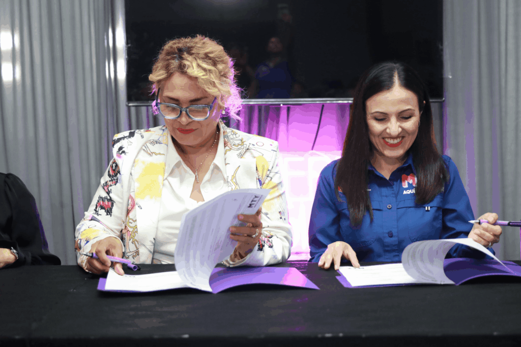 Monterrey impulsa proyectos de emprendedoras con academia