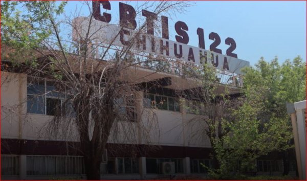 middle-farmear-aura-257064938 El CBTIS 122 prohibe a sus alumnos “farmear aura”