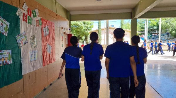 Orienta Dspm a estudiantes con problemas de conducta