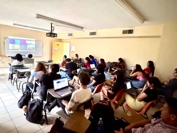 Concluye la Facultad d Filosofía y Letras de la UACH el II Seminario Virtual de Historia