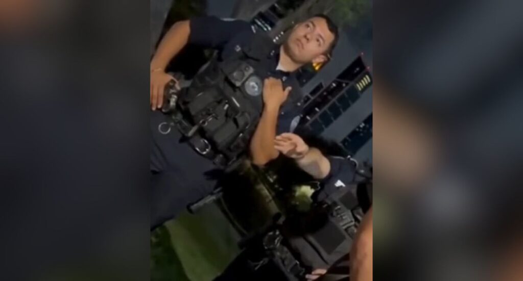 Policías de San Pedro piden seguro a ciclistas; indagarán caso