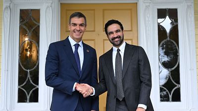 pedro-sanchez-mamdani-directo-nueva-york-onu-cronica_17236551 Sánchez defiende su gestión económica y migratoria en su primer encuentro con Mandami: "Los poderosos nos temen"