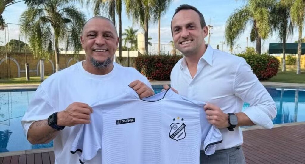 Ronaldo y Roberto Carlos toman el control del Inter de Limeira