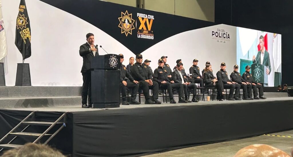 Presume gobernador blindaje de NL en aniversario de Fuerza Civil