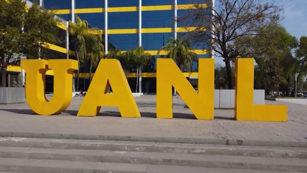 Entregará Estado recursos a UANL para ampliar cupo en prepas
