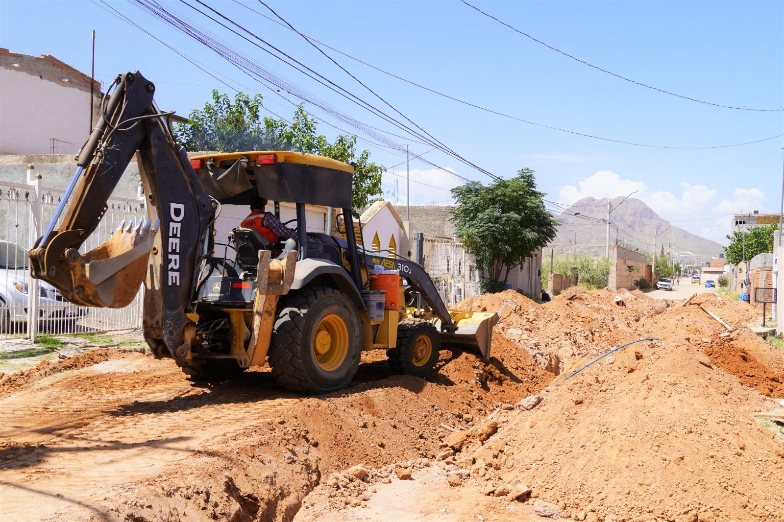 whatsapp-image-20260902-at-94213-am-195703284-1 Comienza Municipio trabajos de pavimentación en Valle Dorado