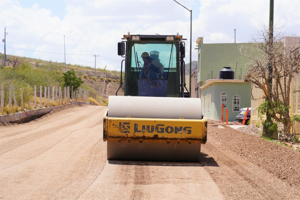 Arranca pavimentación de calles en colonia R. Almada Arranca pavimentación de calles en colonia R. Almada