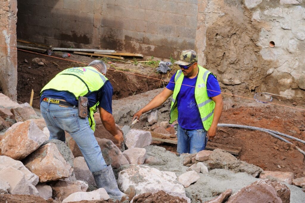 Inicia Municipio construcción de puente en Labor de Terrazas