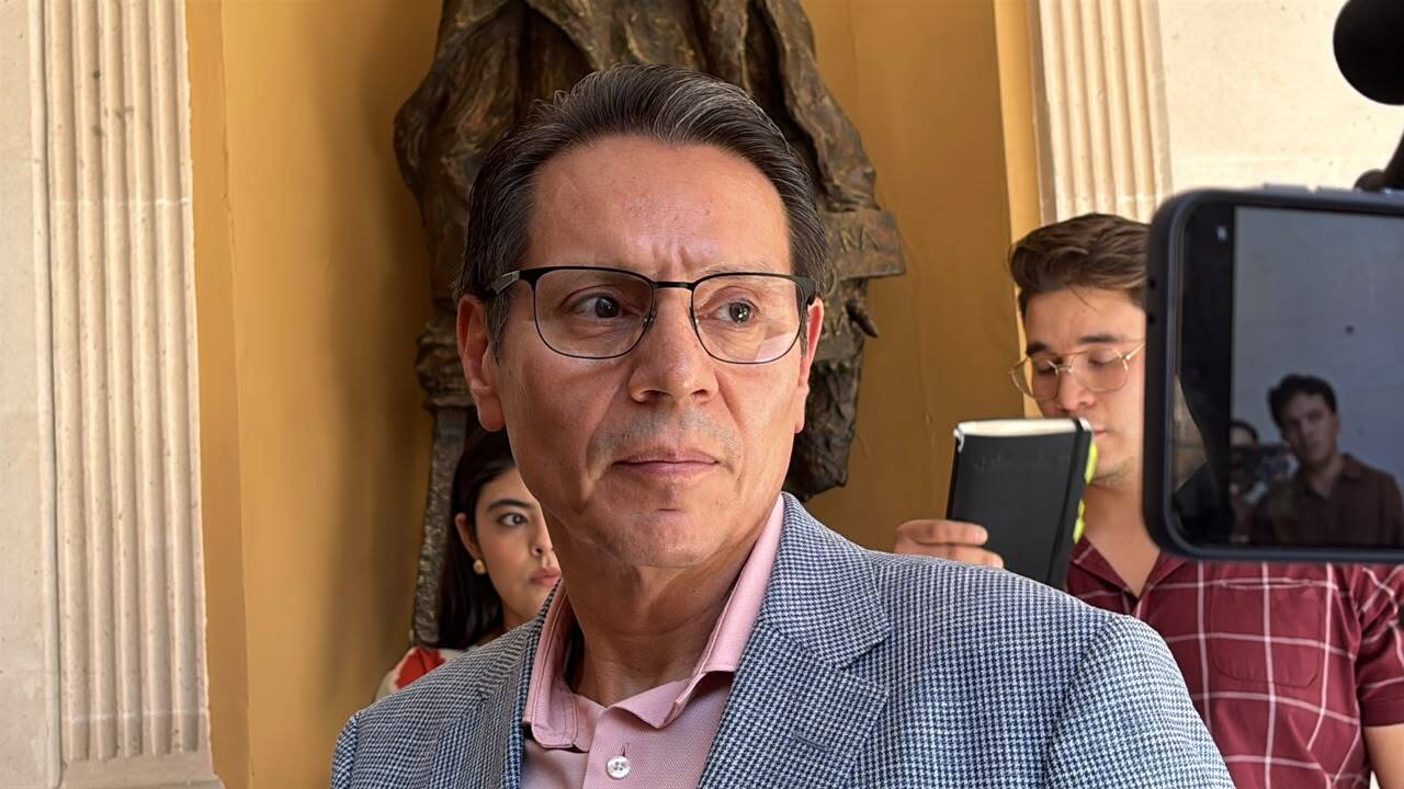 Firman convenio para agilizar procesos de proveedores de Pensiones Civiles