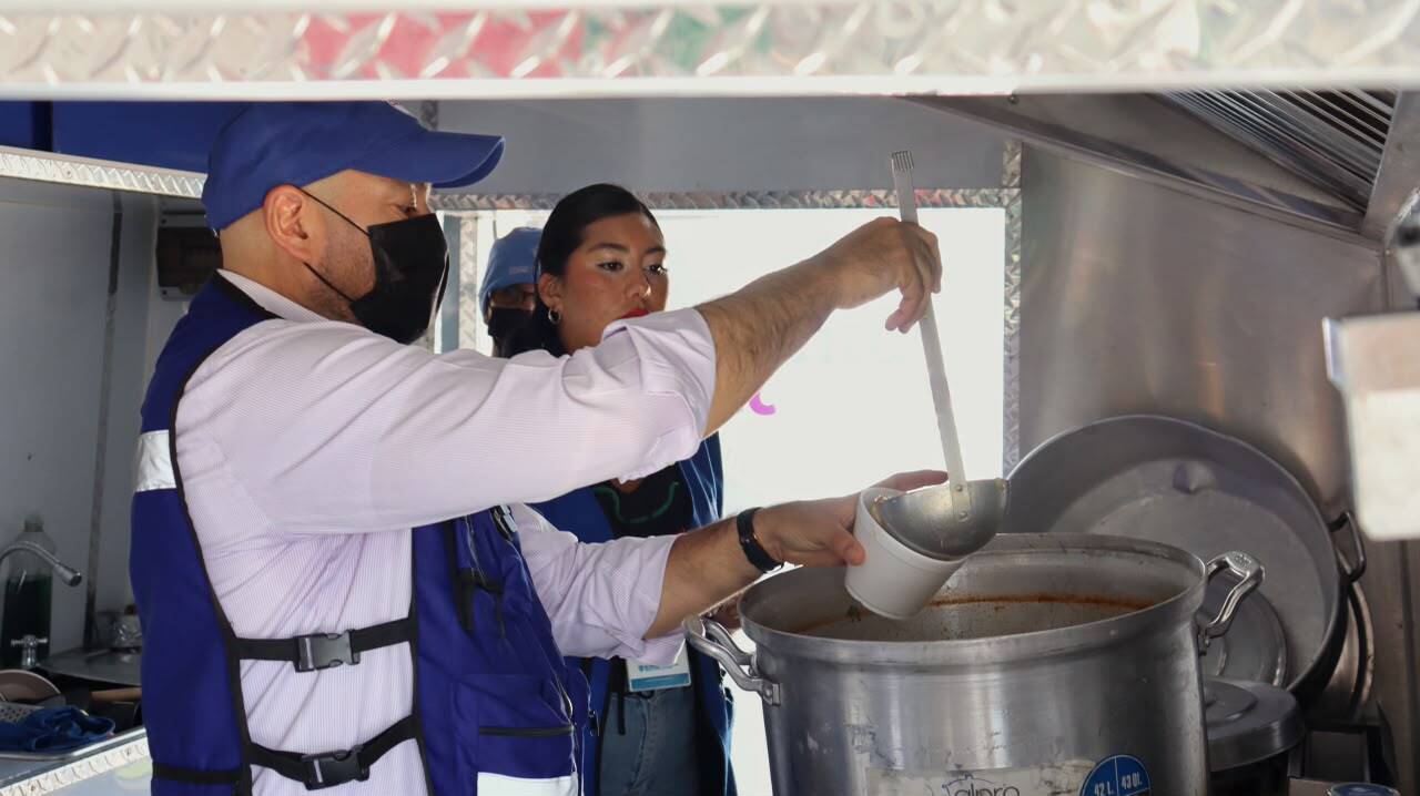 Lleva Estado alimento a familias de Punta Oriente