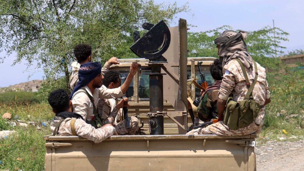 El Gobierno de Yemen anuncia “una gran ofensiva” militar para recuperar el territorio controlado por los hutíes