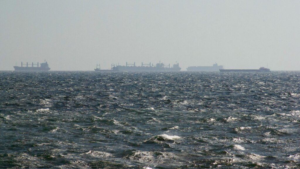Dos barcos son atacados por drones en la zona económica de Bulgaria en el mar Negro