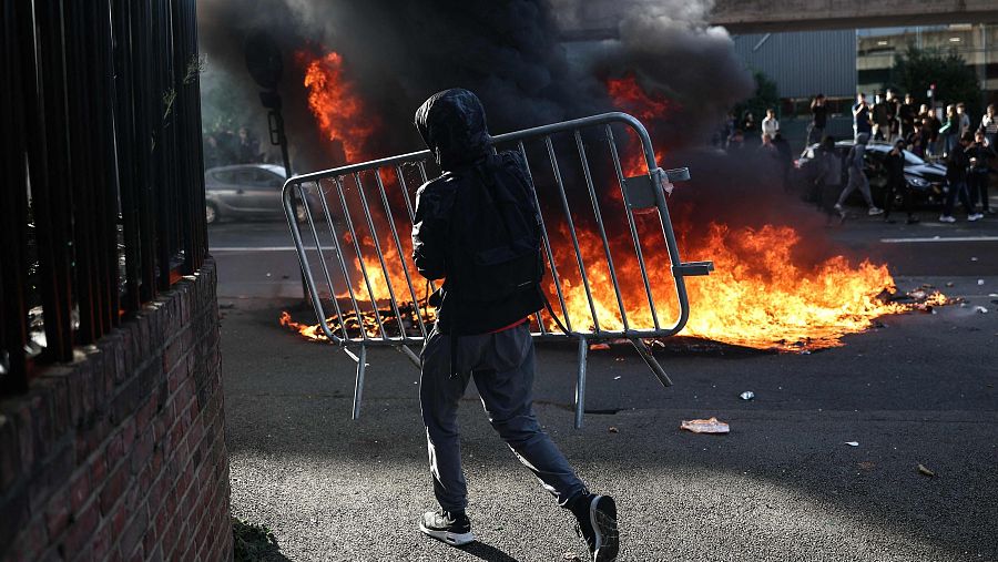 17250066 Enfrentamientos en Lille durante las protestas estudiantiles