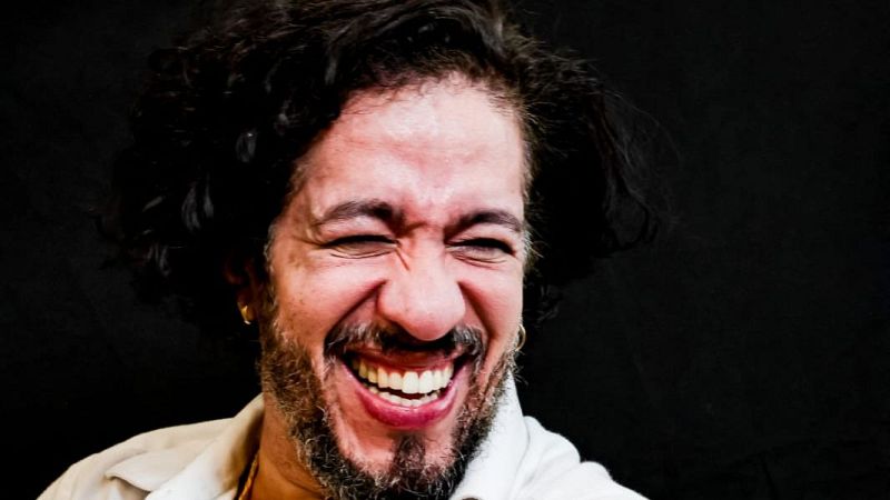 Entrevista con Jean Wyllys, candidato a diputado en Brasil