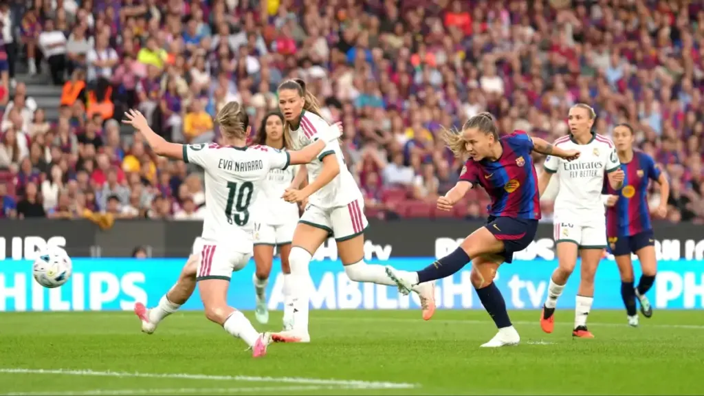 Póquer de Claudia Pina en la primera parte del Clásico