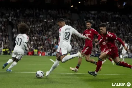 Mbappé y Juan Iglesias en el Bernabéu