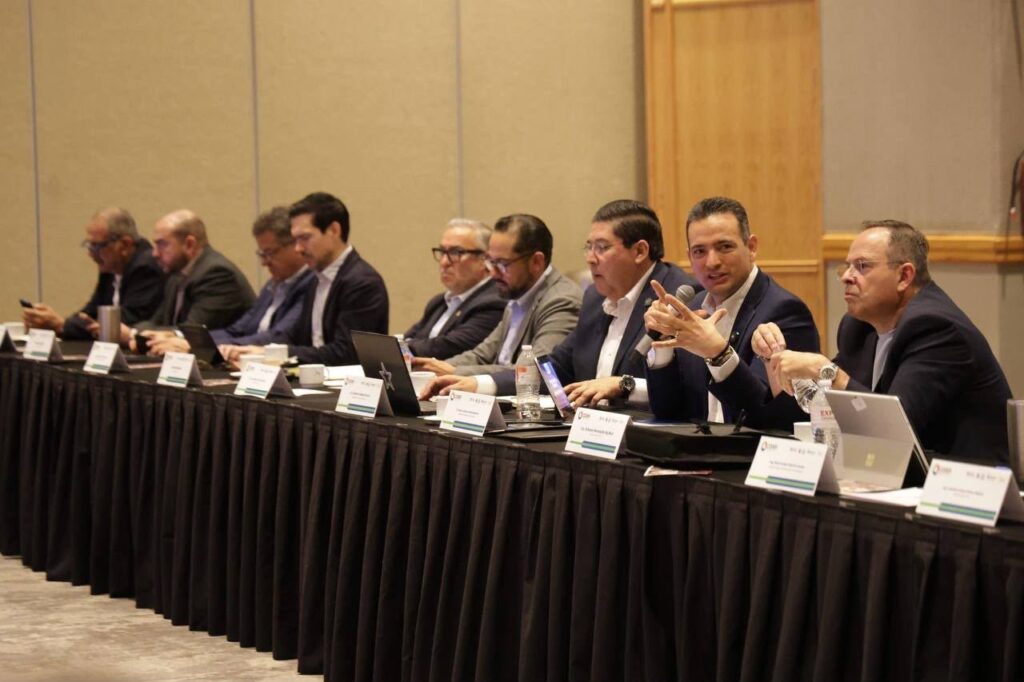 Chihuahua avanzó en estos cinco años: Marco Bonilla a empresarios de CODER