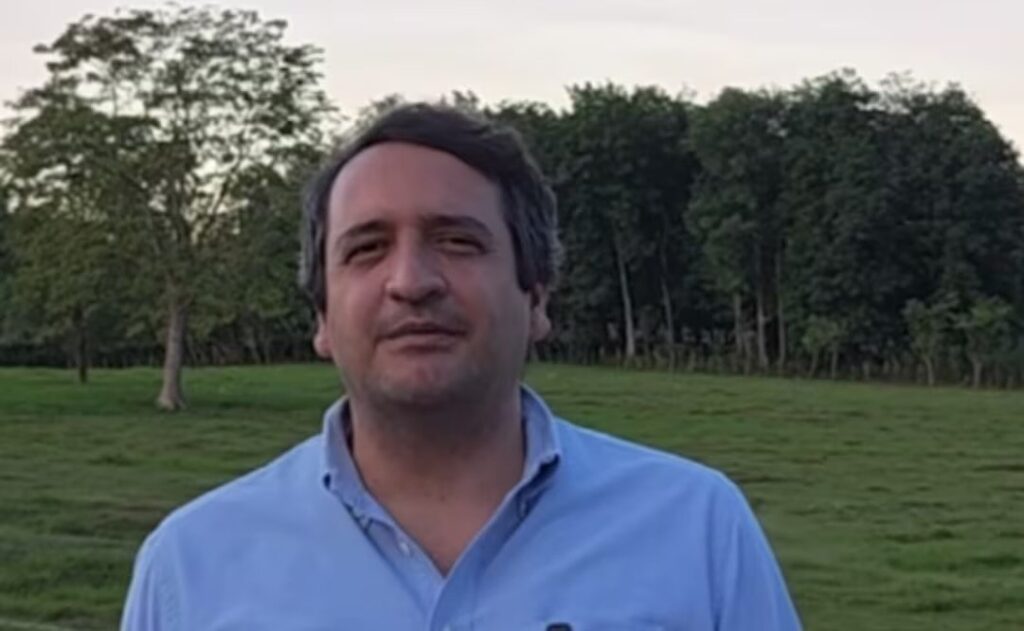 Andy López Beltrán se registra como aspirante de Morena al Distrito 6 de Tabasco