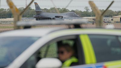 El primer ministro británico afirma que hay "fuertes indicios" de la implicación de Irán en el incidente en la base aérea